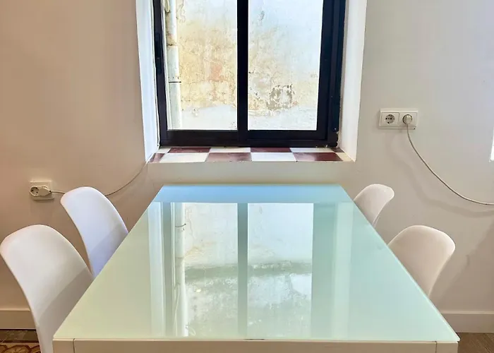 De Estilo Tradicional Cordobés En Plaza De La Corredera Córdoba